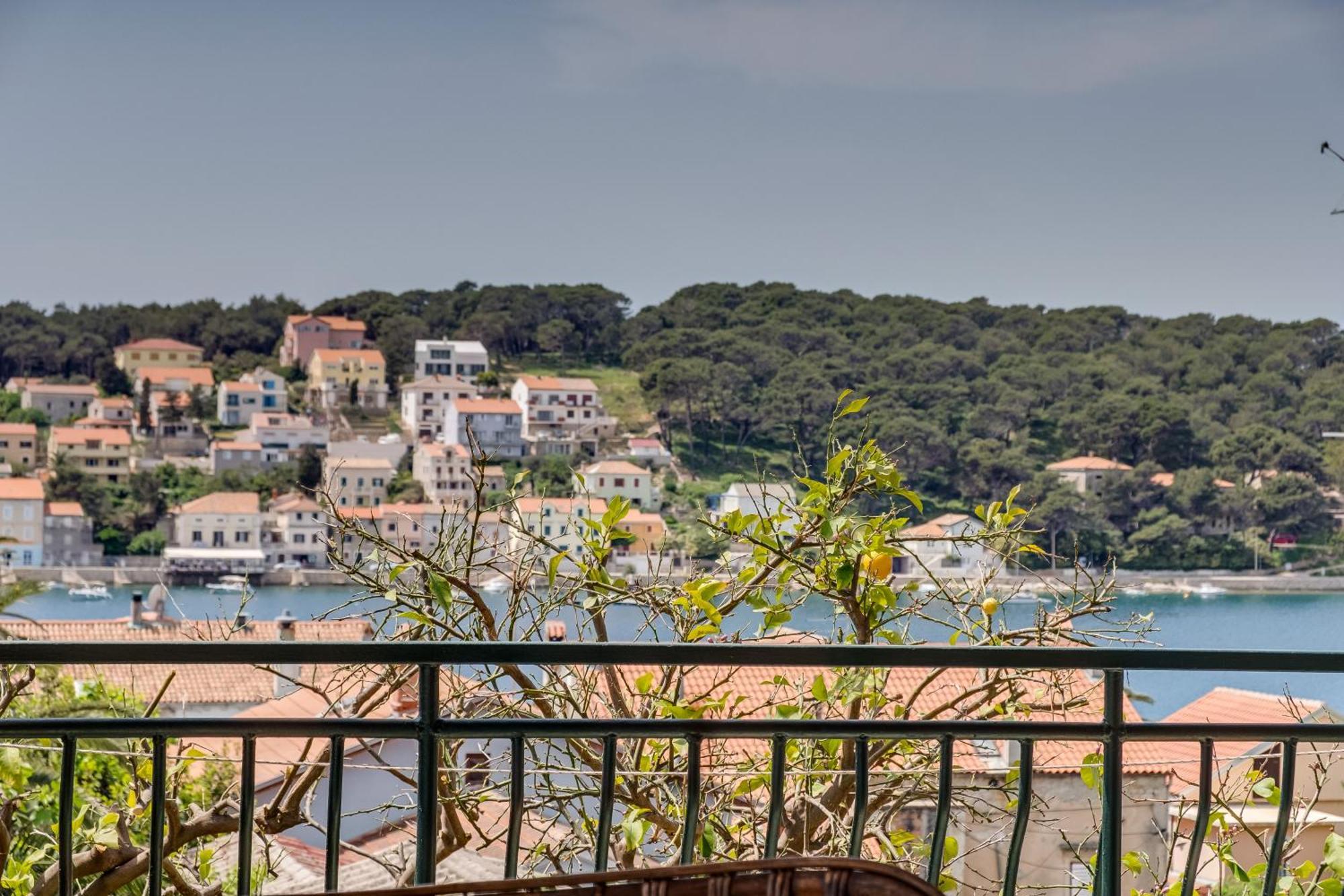 Apartman Fioretta *